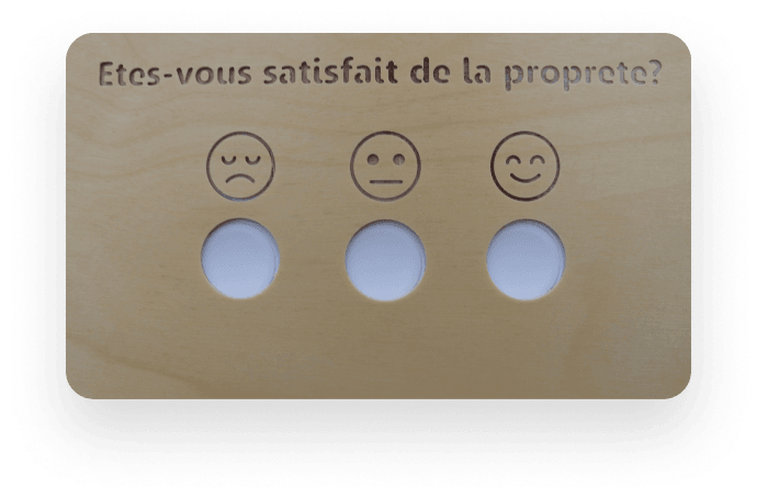 différents styles de plaques de boutons connectés