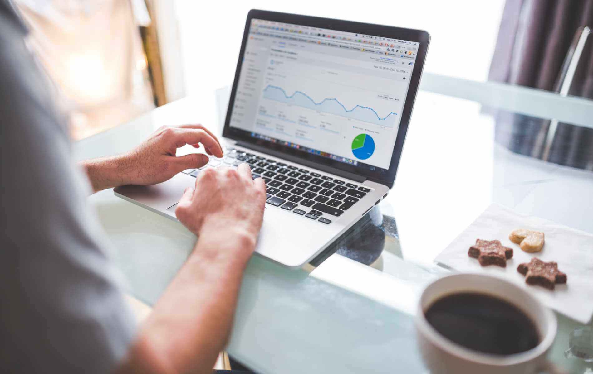 Google, Bing, LinkedIn Ads : L'art de la publicité en mode startup