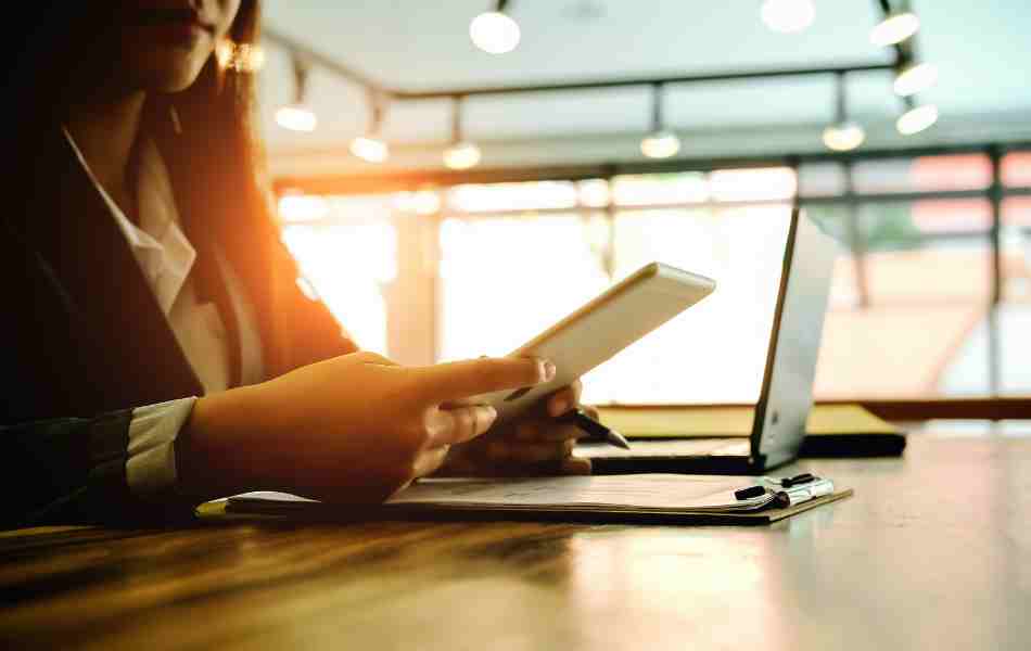 Digitalisation de la propreté : comment accompagner les agents ?