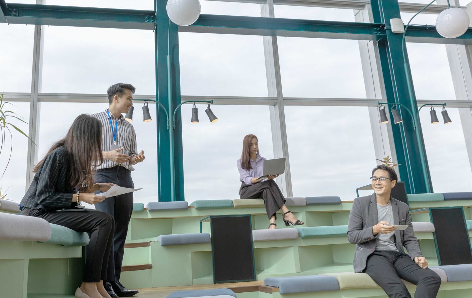Futur des bureaux : la génération Z dicte les nouvelles règles